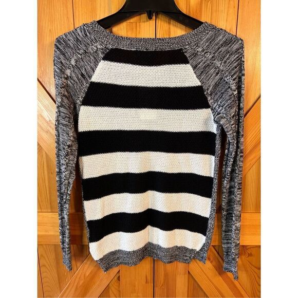 T/O Sweaters Sweater Size XS Black White Long Sleeve Marbled Striped Nwt (4260) - Picture 5 of 5